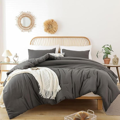 ROSGONIA Oversized King Comforter 128x120, 3pcs Super King Plus (1 Dark Gray Comforter & 2 Pillowcases) Lightweight Oversized King Bedding Set Blanket