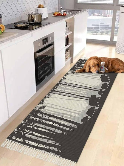 Rustic Bear Hallway Runner Rug 2X6 Ft Kitchen Carpet, Washable Woven Forest Animal Rustic Cabin Throw Carpet with Tassel, Non-Shedding Farmhouse Vintage Nature Scenery Art Bedroom Laundry Rugs