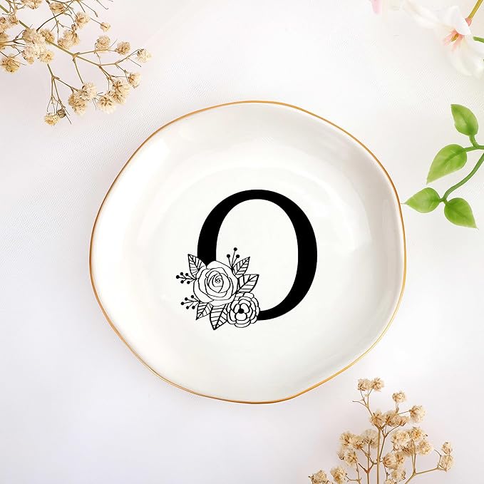 JoycuFF Initial O Ceramic Jewelry Tray, Bridesmaid Bride Gifts, Mothers Day Christmas Anniversary Engagement Birthday Gifts for Women Couples, Trinket Dish for Rings Earrings Necklaces Bracelets Keys