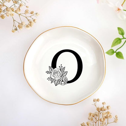 JoycuFF Initial O Ceramic Jewelry Tray, Bridesmaid Bride Gifts, Mothers Day Christmas Anniversary Engagement Birthday Gifts for Women Couples, Trinket Dish for Rings Earrings Necklaces Bracelets Keys