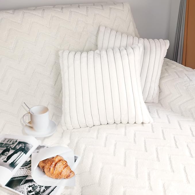 2 Pack Pillow Covers, 20x20 Faux Fur Square Throw Pillow Covers for Living Room Decorations Throw Pillow Case, Throw Pillow Cover Cushion Cover for Home Sofa Bedroom Car, White