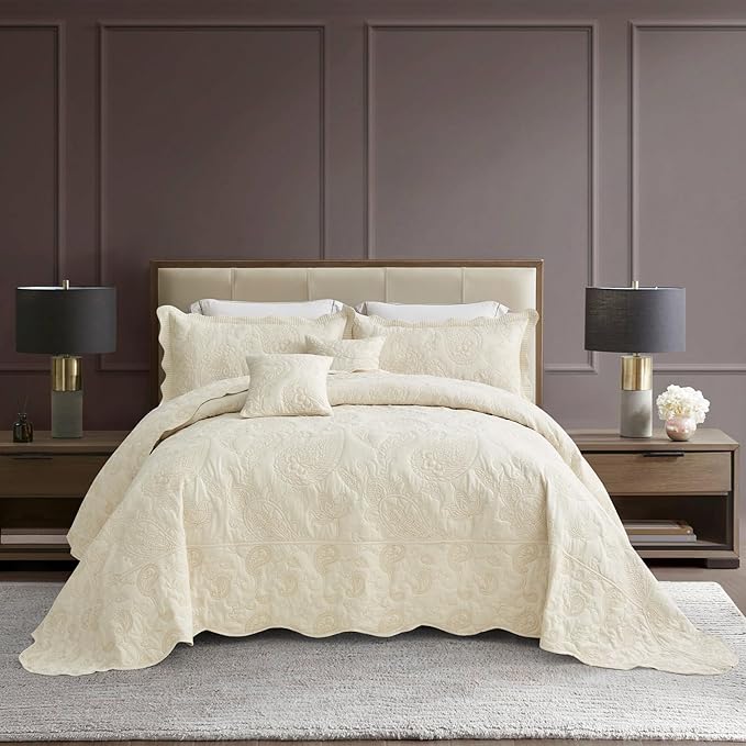 HZ & HY Oversized King Bedspread 138x122 Extra Wide, Quilted Coverlet Bedding Set, Lightweight Thin Comforter, Reversible, Luxurious, 5 Piece, 100% Microfiber, California/Alaskan King, Ivory Yellow