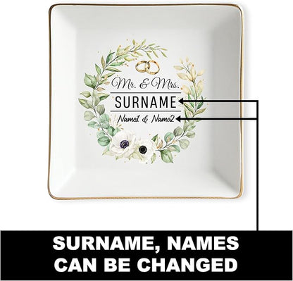 Personalized Couple Jewelry Dish Wedding Gifts for Newlyweds, Custom Mr and Mrs Ring Tray, Engagement Ceramic Ring Holder, Bridal Shower Trinket Plate, Romantic Gift for Husband Wife