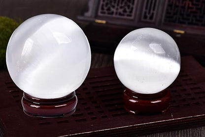 JIC Gem Selenite Crystal Ball with Wooden Stand Healing Crystal Sphere for Meditation, Home Decoration 2-2.3 Inch(50-60mm)