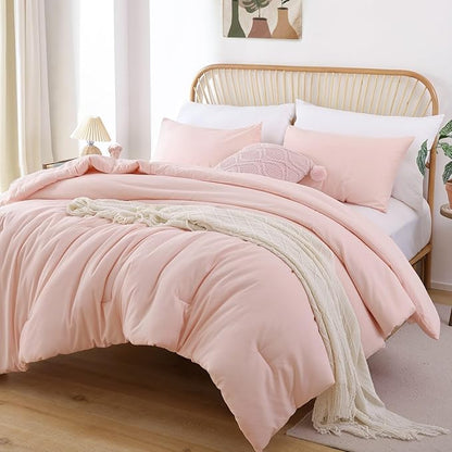 ROSGONIA Oversized Queen Comforter Blush, 3pcs (1 Comforter & 2 Pillowcases) Lightweight Oversized Queen Comforter Sets Bedding Blanket Quilts