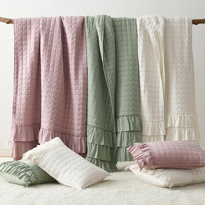 HORIMOTE HOME Asakusa Green Ruffled Quilt Set King Size, Geometric Square Stitched Pattern, Pre-Washed Farmhouse Shabby Chic Microfiber Lightweight Bedding Set Bedspread Coverlet for All Season