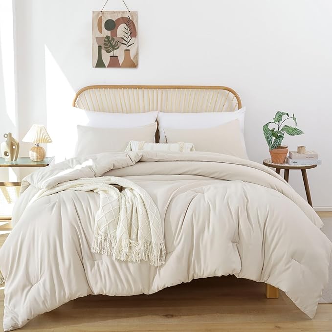 ROSGONIA Beige Twin/Twin XL Comforter Set for College Girls Boys, 1 Comforter & 1 Pillowcase, All Season Kids Comforter Sets Lightweight Dorm Bedding