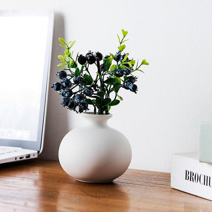 White Bud Vases, Ceramic Small Vase Set of 5, Mini Vases for Fresh and Dried Flowers, Modern Home Decor, Pottery Centerpiece Table Decorations