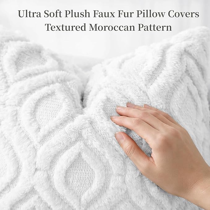 decorUhome Spring Throw Pillow Covers 20x20 Inch Set of 2, Soft Plush Faux Wool White Solid Couch Pillow Covers, Accent Farmhouse Neutral Square Pillow Cases for Sofa Bed Living Room