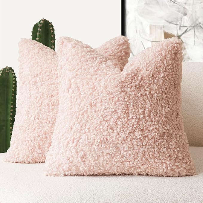 Foindtower 2 Pieces 18x18 Inch Light Pink, Faux Fur Throw Pillow Cover Accent Sherpa Furry Pillow Covers Fuzzy Soft Pillowcases Cozy Sheepskin Decorative Fleece Cushion Case for Bed Couch Living Room