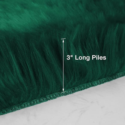duduta Emerald Green Faux Sheepskin Throw Rug 2x3 ft, Fluffy Shag Small Bedside Dorm Rug Fur Seat Chair Covers Washable