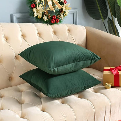 mixeoo Comfy Hunter Green Throw Pillow Covers Christmas Decorative Square Solid Thick Velvet Super Soft Cushion Cases Home Decor for Sofa Couch Living Room Chair, Set of 1, 24 x 24 Inch