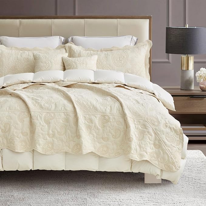 HZ & HY Oversized King Bedspread 138x122 Extra Wide, Quilted Coverlet Bedding Set, Lightweight Thin Comforter, Reversible, Luxurious, 5 Piece, 100% Microfiber, California/Alaskan King, Ivory Yellow