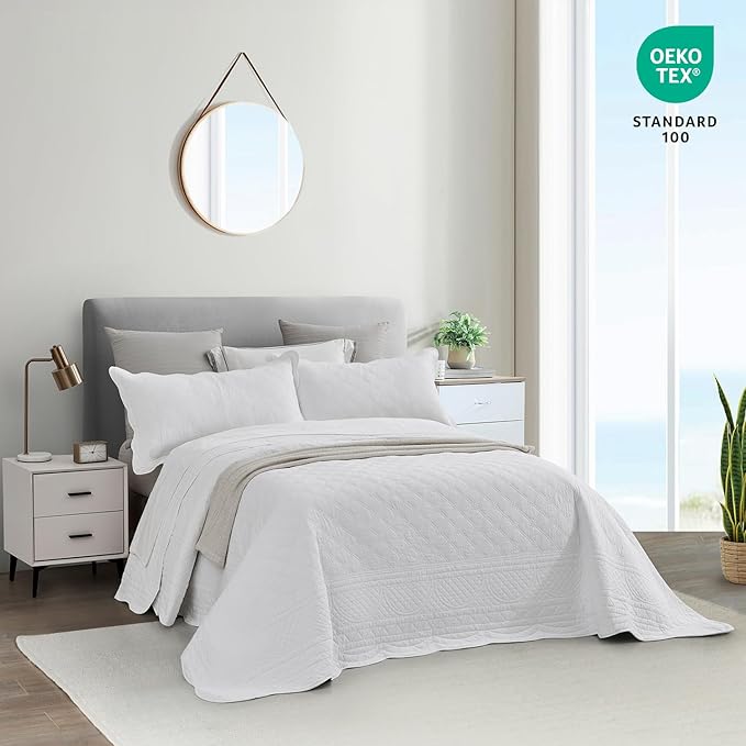 CHIXIN Oversized Cotton Bedspread Queen Size - Real Stitching - Luxury Quilted Bedding Cover for All Season, Reversible, Ultra Soft, Lightweight, 3 Piece, Pure White