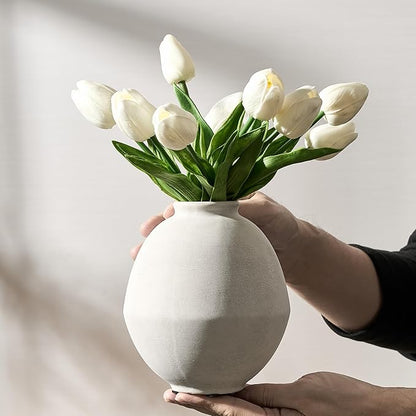 Ceramic Flower Vase, 6.22 Inch Rustic Farmhouse Vase Home Decor, Handcrafted Vintage Pottery Vase, Small Terracotta Vases for Living Room, Table, Shelf, Fireplace, Off-White