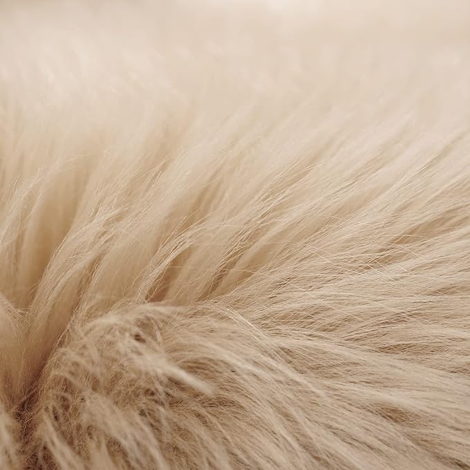SERISSA Faux Sheepskin Fur Area Rug Beige Fur Chair Cover Seat Pad Small Fuzzy Rug for Bedroom Floor Sofa Living Room Decor 2x3 Feet