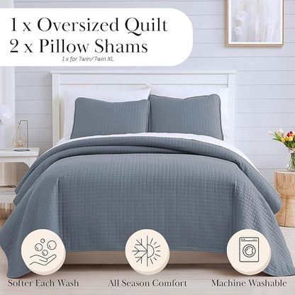 Southshore Fine Living, Inc. Oversized King Quilt Set, Blue Bedspread King/California Size with 2 Matching Pillow Shams, Soft Microfiber Coverlet, King Size Quilt, Easy Care, Machine Wash, Slate Blue