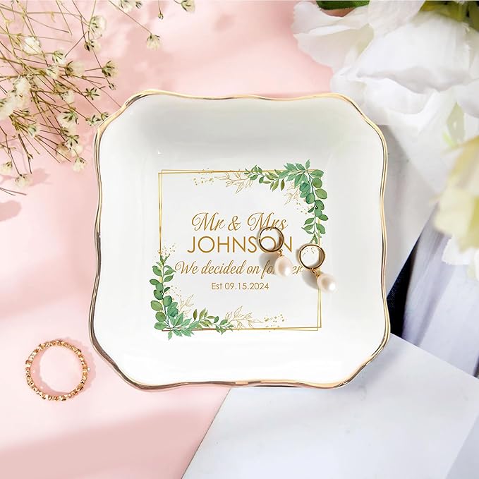 Personalized Mr. and Mrs. Ring Dish, Engagement Gifts for Couples, Married Jewelry Tray Ring Holder, Wedding Gifts for Women Newlywed Future Bride To be, Gift for Anniversary Engaged