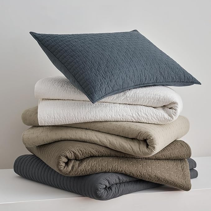 EVERGRACE Cross Stitch Pre-Washed Cotton Quilt Bedding Set Queen Size, Oversized 3 Pieces Lightweight Bedspread Coverlet for All Season, with 2 Matching Shams, Midnight Blue, 92"x96"