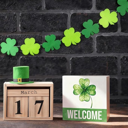 St Patrick's Day Welcome Decor Wooden Box Sign, Green Shamrock Tabletop Welcome Sign for Home Entryway Shelf Desk, Minimal Farmhouse Holiday Wooden Decoration for Spring Irish Theme 5 x 5 Inches