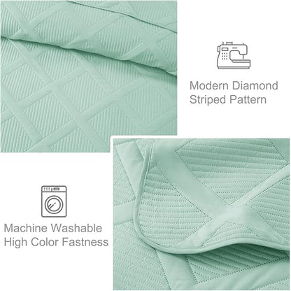 Exclusivo Mezcla Quilts Queen Size - Light Green Quilt Set Bedspread with 2 Pillow Shams, Modern Bedding Set with Striped Pattern, Soft Lightweight Bedspreads Queen Size for All Seasons