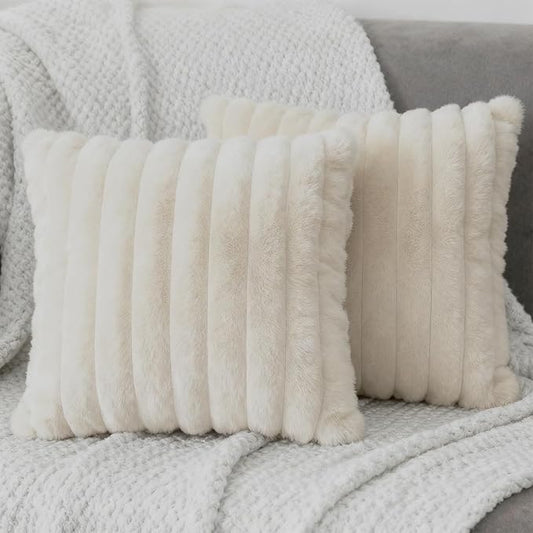 2 Pack 18x18 Pillow Cover Velvet Pillow Covers, Faux Fur Square Throw Pillow Covers for Living Room Decorations Throw Pillow Case, Throw Pillow Cover Cushion Cover for Home Sofa Bedroom Car, Apricot
