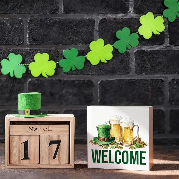 St. Patrick's Day Welcome Decor Wooden Box Sign, Irish Beer Hat Tabletop Welcome Sign for Home Bar Shelf Desk, Farmhouse Holiday Wooden Decor for Party Pub Irish Theme 5 x 5 Inches