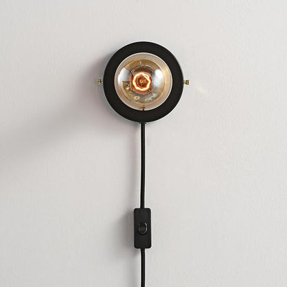 BRIGHTTIA Luna 1-Light Plug-in Wall Sconce - Mid Century Modern Minimalist Bedroom Home Office Lighting - Portable Wall Lamp for Apartments & Small Spaces with No J-Box - Black & Gold (BW0026-1BGP)