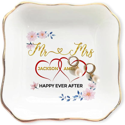 Personalized Couple Ring Dish Engagement Gifts for Wedding, Mr and Mrs Jewelry Tray, Ceramic Ring Holder, Bridal Shower Gift for Wife Husband, Romantic Love Gift for Married Couples