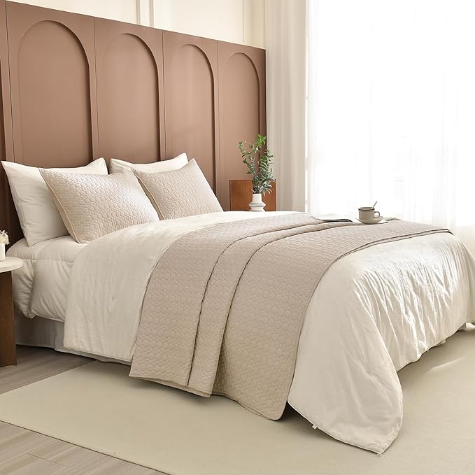 Sanracie Oversized King Quilt Bedspread Sets 120"*120", 100% Cotton Linen Colored Cal King Quilt Bedding Set CircularQuilting Extra Wide Large 3Pcs Coverlet Set for All Season Soft Thin Comforter