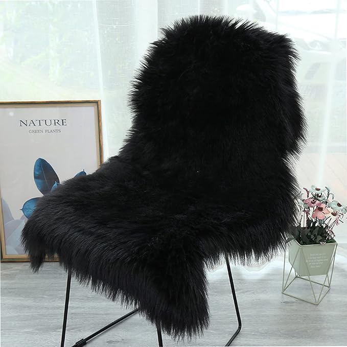 Faux Fur Small Rug 2 x 3 ft Black Shaggy Sheepskin Machine Washable Fuzzy Area Rug Super Soft Fluffy Plush Carpet for Bedroom Living Room Floor Nursery Kids Room Bedside Rug