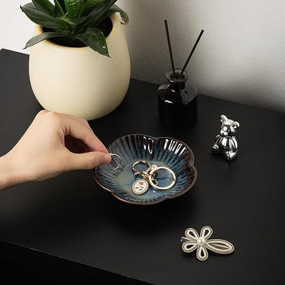 Flower Shape Ring Tray, Key Bowl, Ceramic Trinket Tray Decorative Jewelry Dish for Rings Necklace Earring Key Watch, Home Decoration for Friend Sister Mom