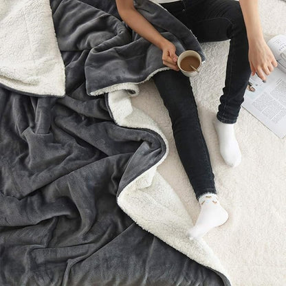 NANPIPER Flannel Blanket Reversible Sherpa Throw Blanket Super Soft Fuzzy Plush Microfiber (90"x90" Gray) Queen