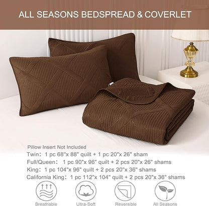 Exclusivo Mezcla Oversized King Quilt Set- Brown Cal King Quilts Bedding Set with 2 Pillow Shams, Modern Bedspread with Striped Pattern, Soft Lightweight Bedspreads Coverlets for All Seasons