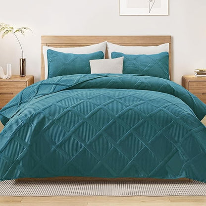 Exclusivo Mezcla Twin Size Quilt Set - Teal Quilts Bedding Set with 2 Pillow Shams, Modern Bedspread with Striped Pattern, Soft Lightweight Bedspreads Coverlets for All Seasons