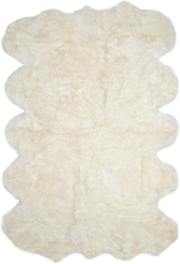 SAFAVIEH Sheep Skin Collection Area Rug - 6' x 9', Natural & White, Handmade Rustic Glam Genuine Pelt, 3.4-inch Thick Ideal for High Traffic Areas in Living Room, Bedroom (SHS211A)