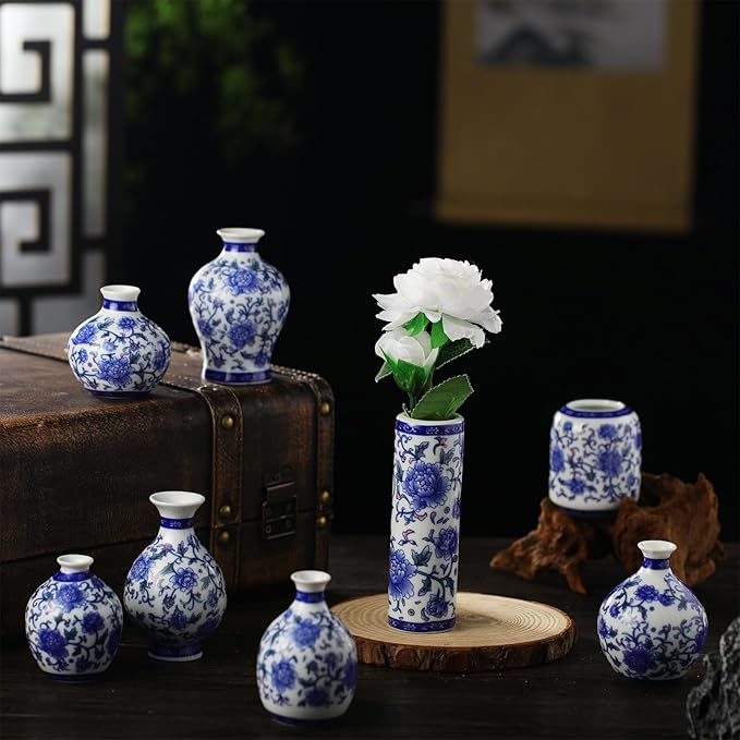 Dandat 8 Pcs Mini Chinoiserie Bud Vases Ceramic Blue and White Floral Chinese Porcelain Vase Set for Shelf Table Centerpieces Home Decor(Vintage)