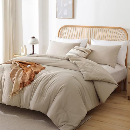 ROSGONIA Oversized King Comforter Light Khaki, 3pcs (1 Boho Comforter & 2 Pillowcases) Lightweight Oversized King Size Comforter Sets Bedding Blanket
