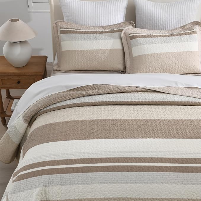 SahSahCasa 120"x102" 100% Cotton Oversized Queen Bedspread Coverlet Striped Quilt Set, Quilted Bedspread Extra Large Quilt, XL Bed Spread Lightweight Comforter, 3pc, Brown/Camel/Cream