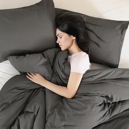ROSGONIA Oversized King Comforter 120x120, 3pcs Super King Comforter (1 Dark Gray Comforter & 2 Pillowcases) Lightweight Warm Bedding Blanket Quilt
