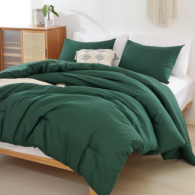 ROSGONIA King Size Comforter Set Emerald Green, 3pcs (1 Boho Dark Forest Comforter & 2 Pillowcases), All Season Blanket Lightweight Bedspreads Quilt