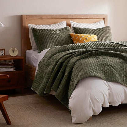 LEAONME Oversized King Quilt 120''x120'', Lightweight Olive Green Velvet Comforter Set with 2 Matching Shams, Soft Cross Stitch Bedspread Coverlet, Oversized King Bedding Set for All Season