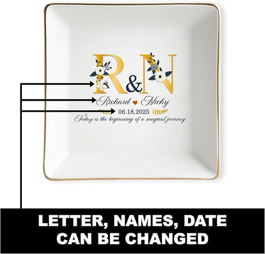 Custom Newlywed Jewelry Tray Gift for Bride and Groom, Personalized Mr and Mrs Ring Dish, Engagement Ceramic Trinket Plate, Gift for Wedding Keepsake, Romantic Ring Holder for Couples