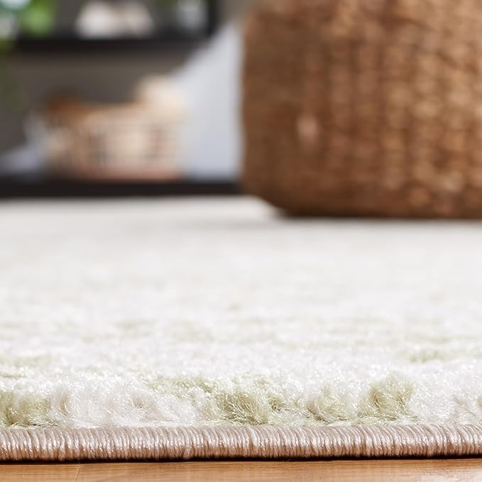 SAFAVIEH Area Rug 6x9 - Tulum Collection - Ivory & Sage, Moroccan Boho Tribal Design, Non-Shedding & Easy to Clean, Ideal for Living Room, Bedroom, Dining Space (TUL272H)
