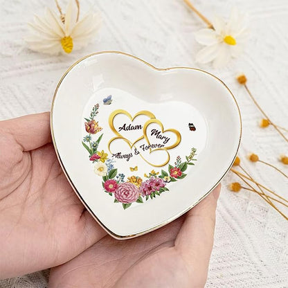 Personalized Mr and Mrs Jewelry Dish Wedding Gift for Couple, Custom Ring Holder Tray, Newlywed Engagement Trinket Plate, Ceramic Ring Dish, Romantic Gift Idea for Bride and Groom