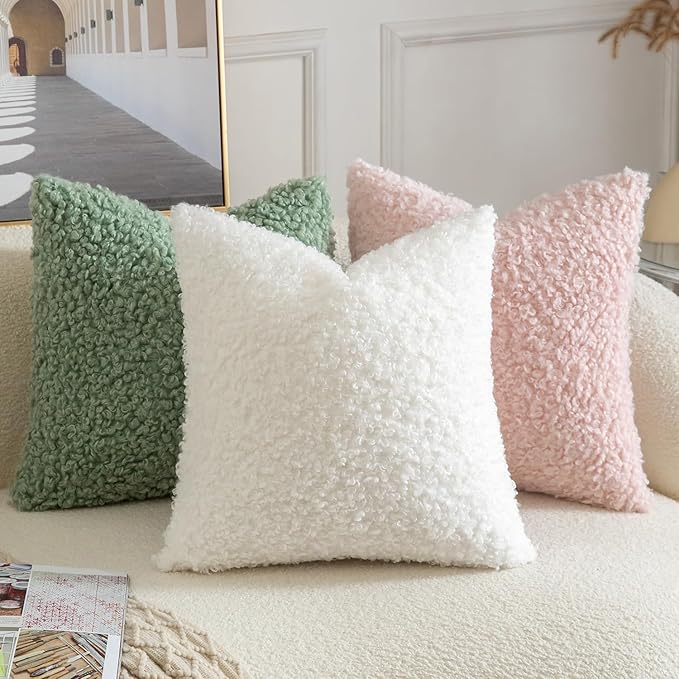 Yaertun Pack of 2 Faux Fur Throw Pillow Covers Decorative Sherpa Boucle Pillow Covers Fuzzy Soft Pillowcases Sheepskin Fleece Cushion Case for Couch Sofa Bed Living Room 16x16 Inch Cream White