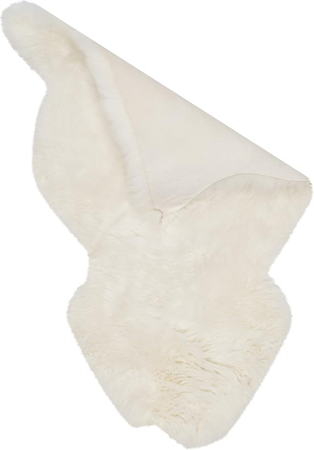 SAFAVIEH Sheep Skin Collection Area Rug - 5'5" x 7'7", White, Handmade Rustic Glam Genuine Pelt, 3.4-inch Thick Ideal for High Traffic Areas in Living Room, Bedroom (SHS121A)