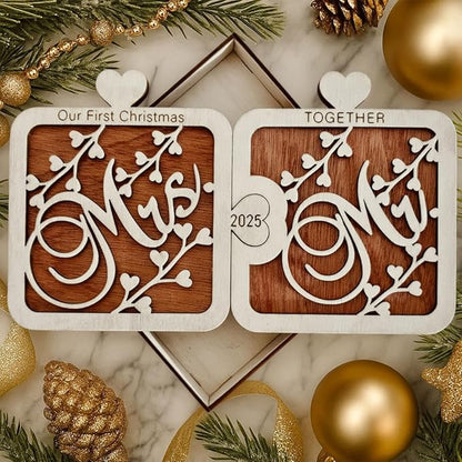Mr & Mrs 2025 Wooden Puzzle Coaster Set – Our First Christmas Together Gift for Couple, Newlywed, Engagement, Anniversary Present, Rustic Wood Decor, Wedding Gift Idea