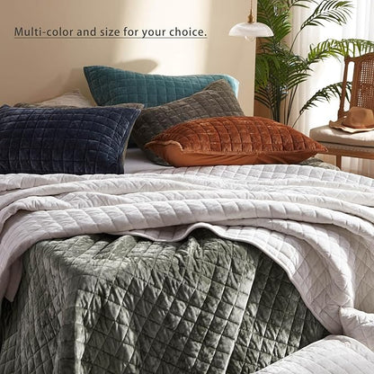 LEAONME Velvet Quilt Full/Queen Size-90''x98'', Lightweight Olive Green Velvet Comforter Set with 2 Pillow Shams, Soft Bedspread Coverlet Quilted Bedding Set for All Season