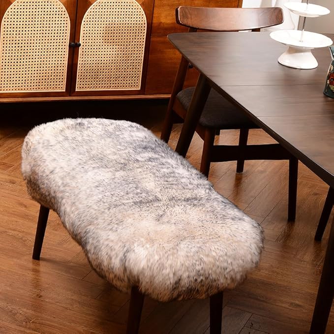 LLB Genuine Sheepskin Area Rug Wool Rug Fur Carpet Fluffy Shaggy Fur Rug for Living Room Kids Bedroom Real Sheepskin Throw Lambskin Rugs Sofa Mat Chair Seat Covers (Snow Grey, 2 x 3 ft Sheepskin)
